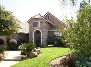 2846 Roberts Ave, Clovis, CA 93611