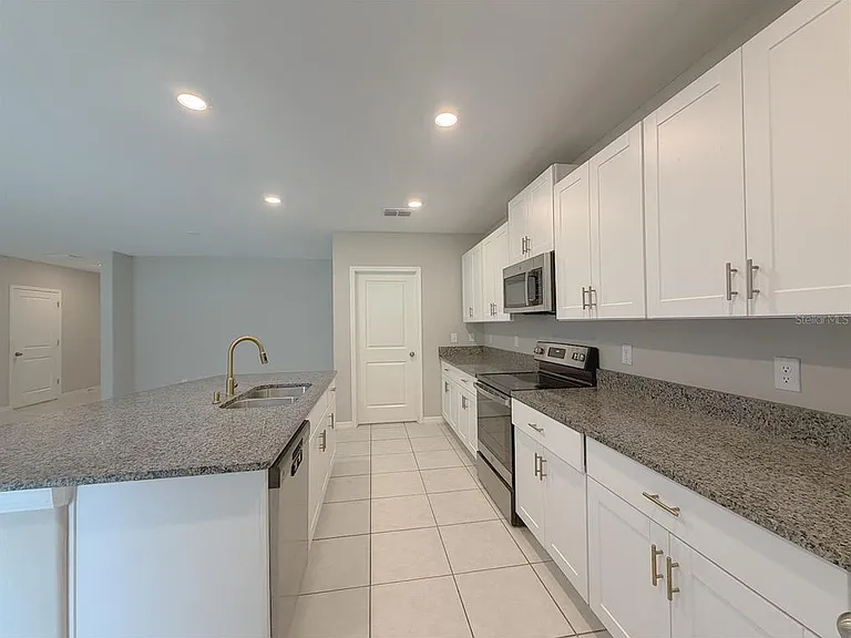 2122 Stellar Brilliance Way — Photo 11