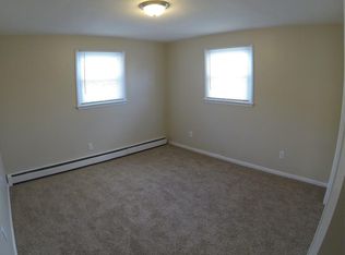 698 Robinson Rd APT 4, Campbell, OH 44405