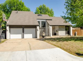 8408 E 64th Pl, Tulsa, OK 74133
