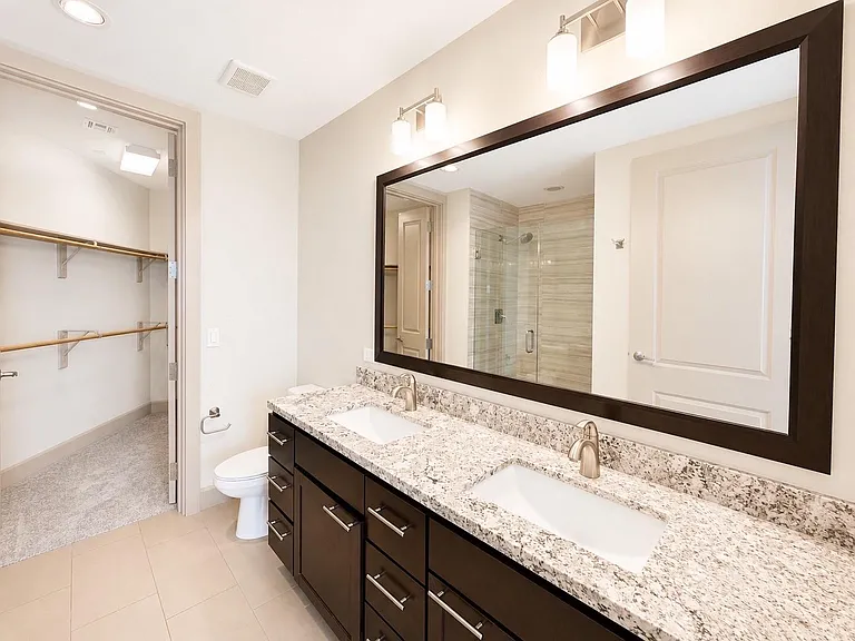 9787 Katy Fwy #1502 — Photo 7