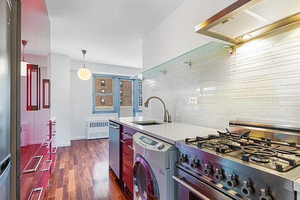 Rented by Oxford Property Group | media 12