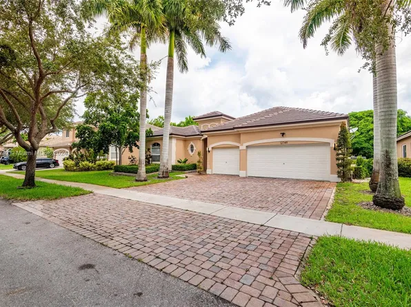 12749 SW 21st St, Miramar, FL 33027