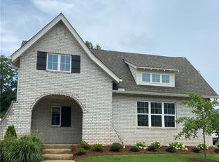 1722 Creekside Ln, Auburn, AL 36830