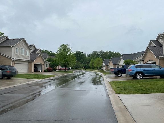 4th image of 23850 McCort Dr #115