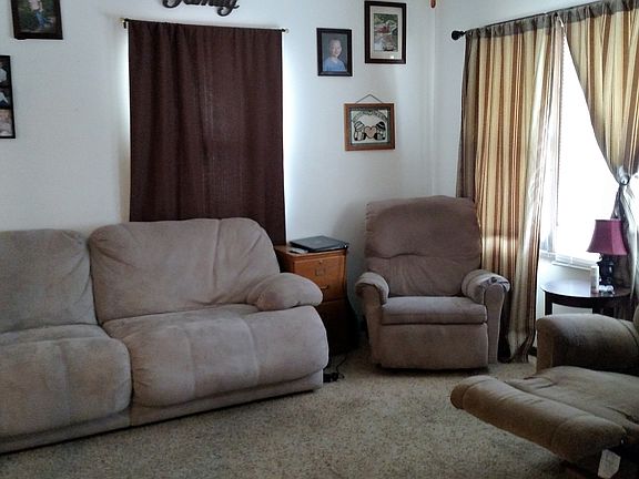 2nd image of 1607 I Ave