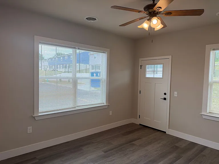 Salem Run Apartments Phase 2 — Photo 405