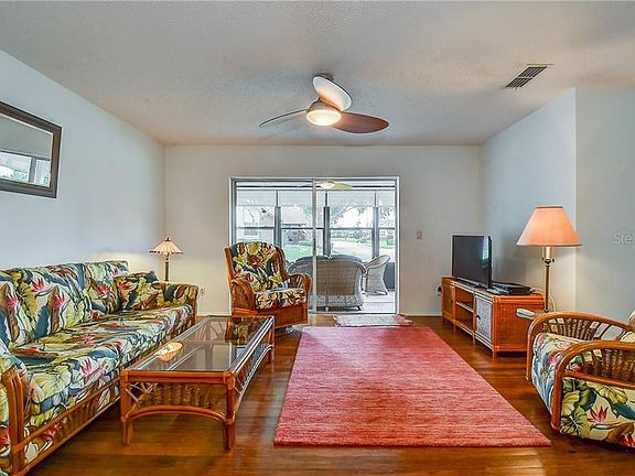 3rd image of 1350 Carlisle Ct #1283