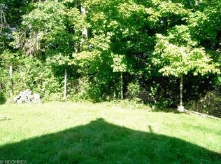 7000 Lewis Rd, Olmsted Township, OH 44138