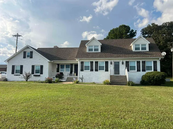 28 Glen St, Russellville, AL 35654