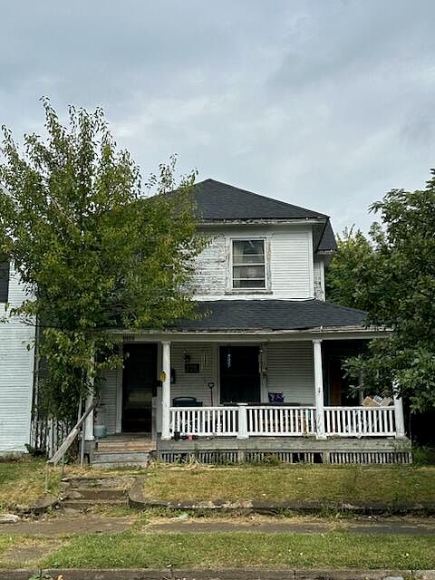 1st image of 318 E Rose St