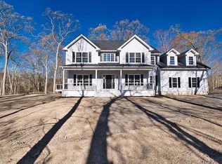 532 Old Warren Rd, Swansea, MA 02777
