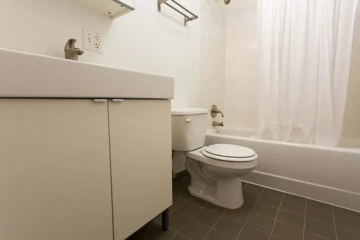 5229 S. Drexel Avenue — Photo 16