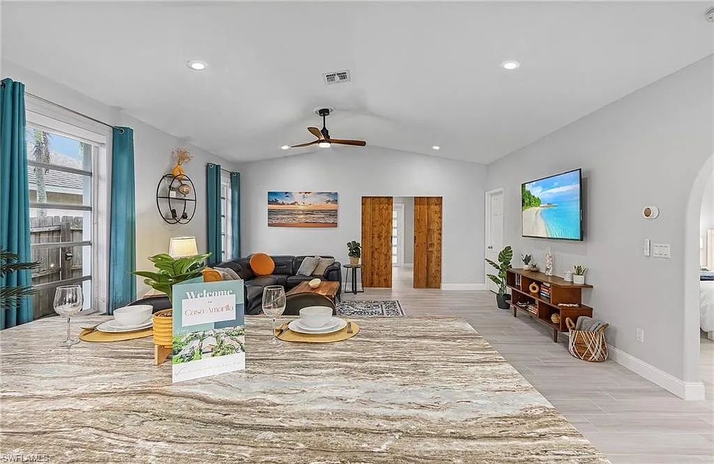 3 bed, 2.0 bath, 1805 sqft, $6,500 — Photo 3