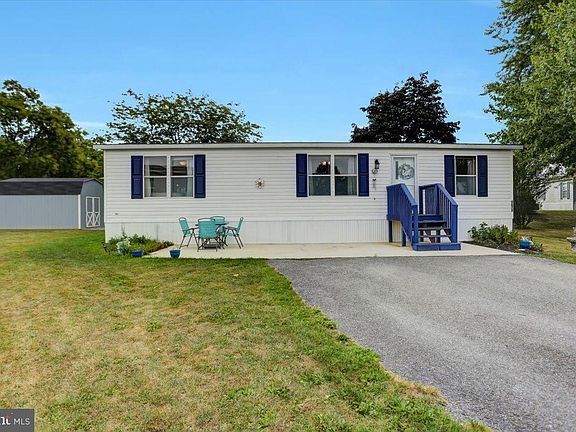 2nd image of 5678 Claridge Ct #85
