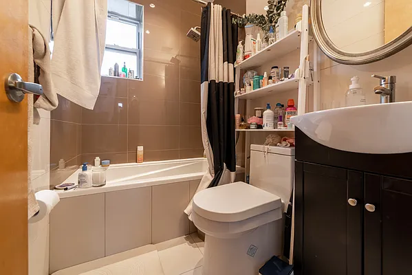 Rented by Regency Management Inc. | media 18