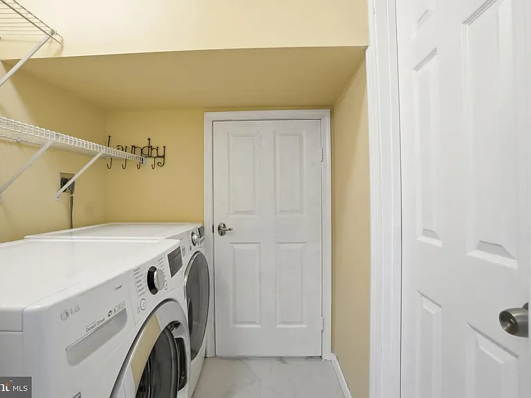 12327 Sour Cherry Way — Photo 31