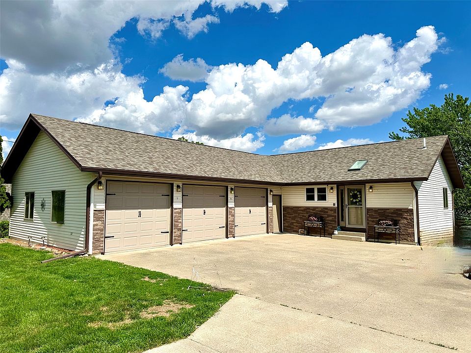 1st image of 5030 N Lakeshore Dr