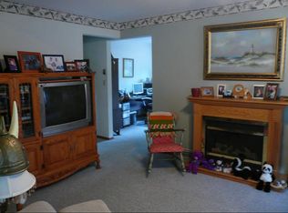 1455 Old Hudson Rd, Saint Paul, MN 55106