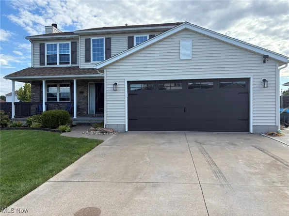 3485 Bellflower Dr, Lorain, OH 44053