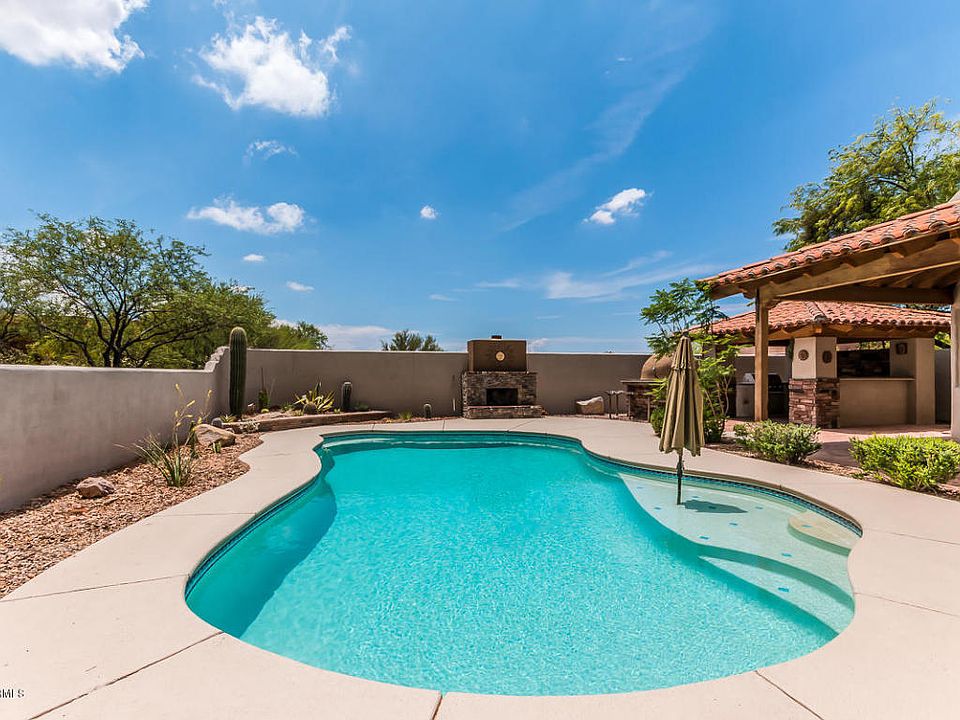 1st image of 639 W Soaring Hawk Pl