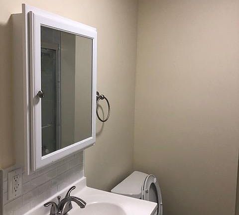 3rd image of 60 Quentin Rd APT 1