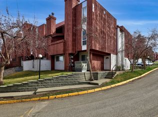 1435 Summit Dr #54, Kamloops, BC V2E 1S4