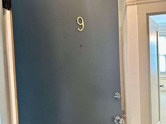 3rd image of 105 Palm Ave APT 9