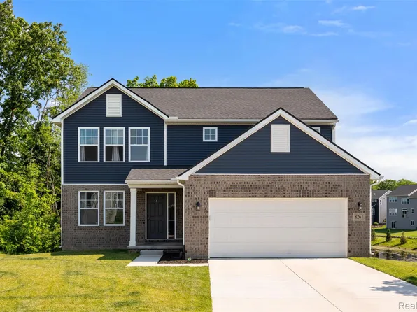 8261 Starina Ct, Brighton, MI 48116