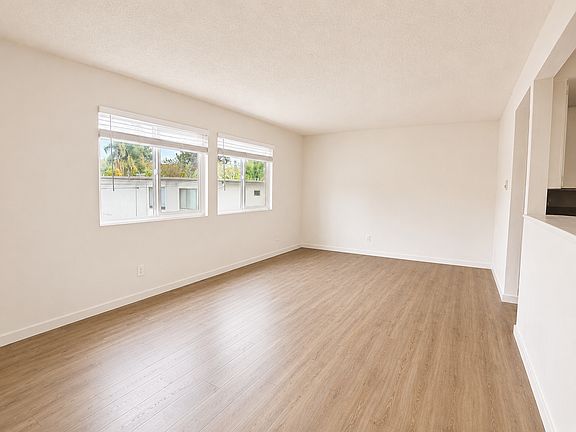 5th image of 110 Bodega Ln APT K