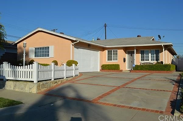 1st image of 21216 Royal Blvd