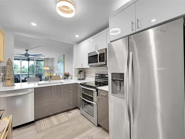 777 S Federal Hwy APT C302, Pompano Beach, FL 33062