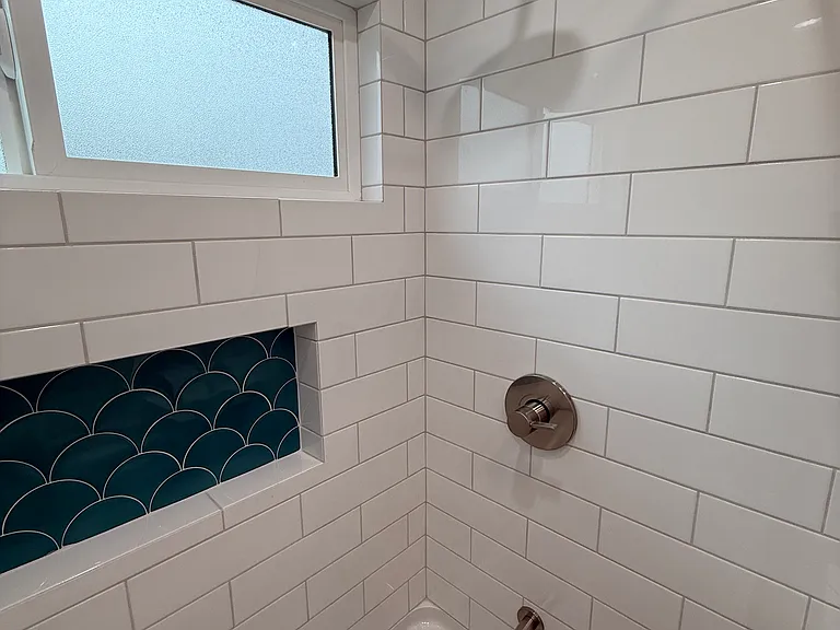 1509 N Hollywood Way #C — Photo 8