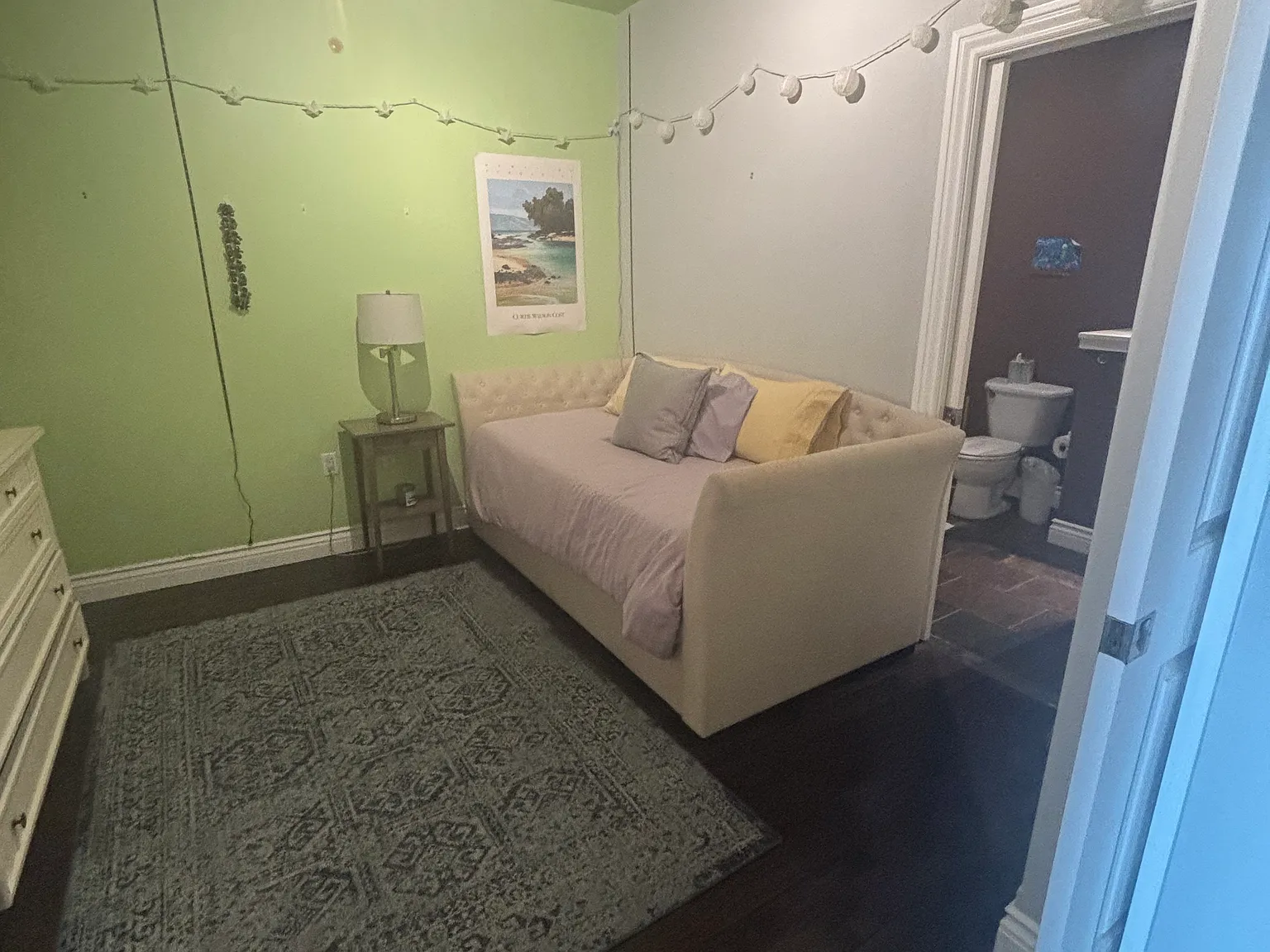 2 bed, 1400 sqft, $4,650 — Photo 2