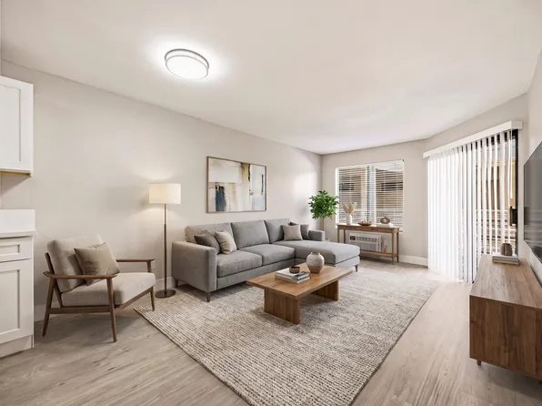 Chamoune Senior Apartments