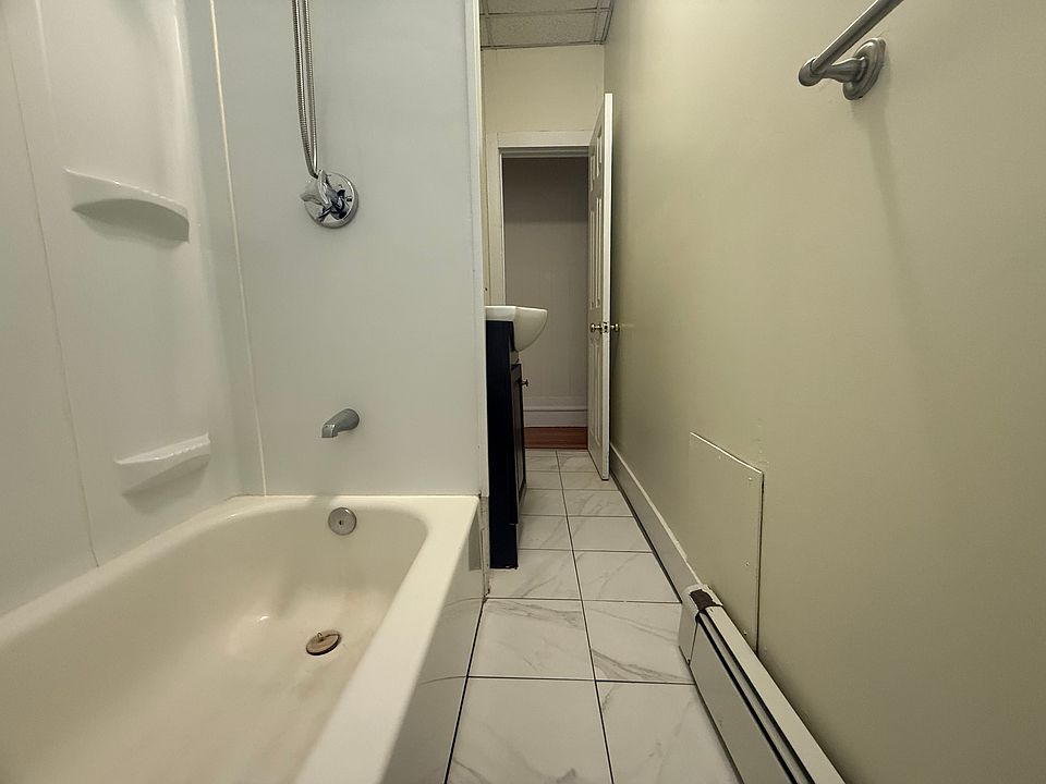 1st image of 38 Florence St #2
