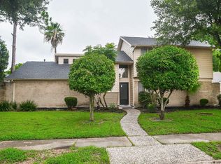 10903 Shawnbrook Dr, Houston, TX 77071