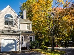 171 Bishops Forest Dr #171, Waltham, MA 02452