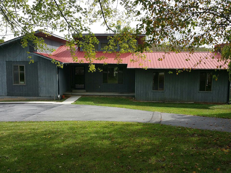 2nd image of 234 Lake View Dr