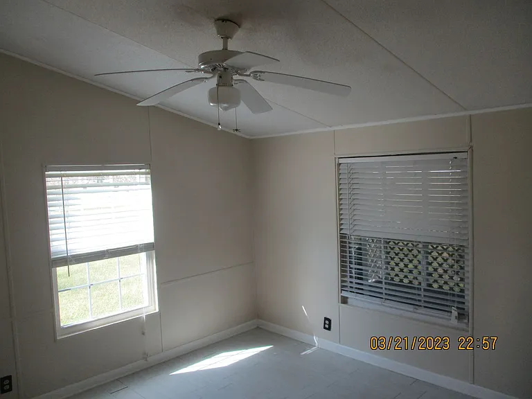 908 Westview Dr #7 — Photo 9