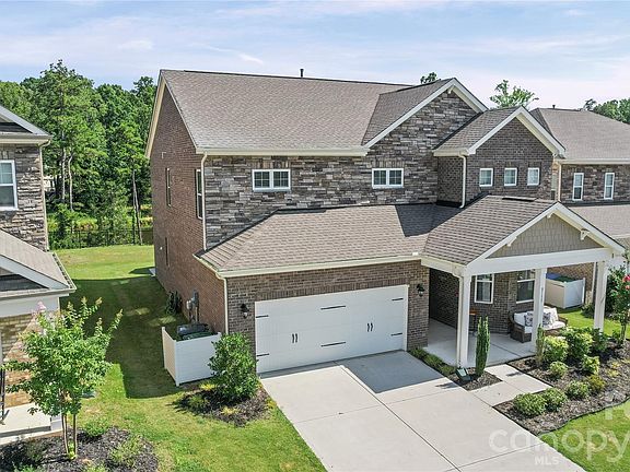 3rd image of 8133 Whitegrove Rd