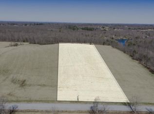 7 Nicholson Dr, Crossville, TN 38572