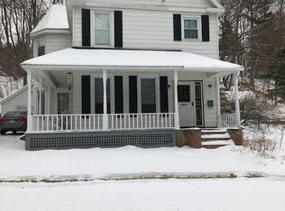 15 Jones Ave, Chatham, NY 12037