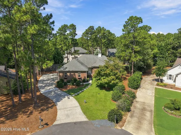 75 Catalpa Lane N, Pinehurst, NC 28374