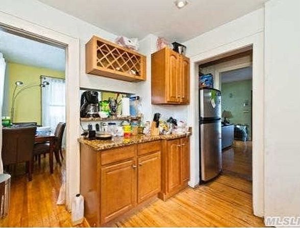 2nd image of 230A Seaman Ave