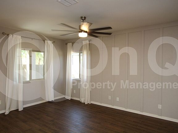 4th image of 8820 S 41st Dr