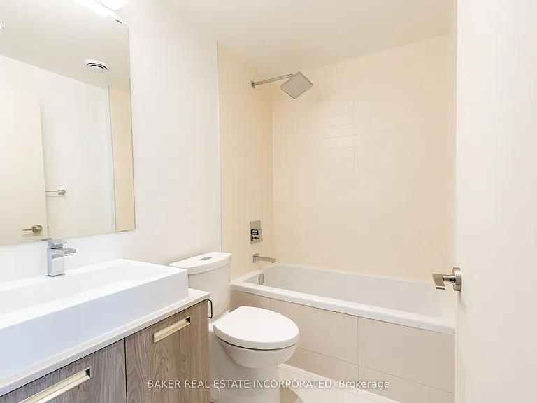 2 A Church St #2401 — Photo 8