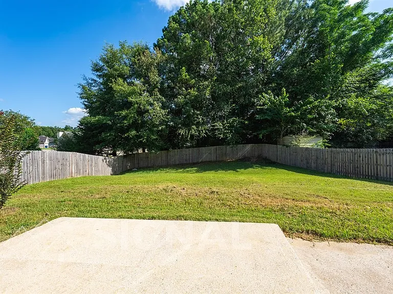 108 Spring Pl — Photo 25