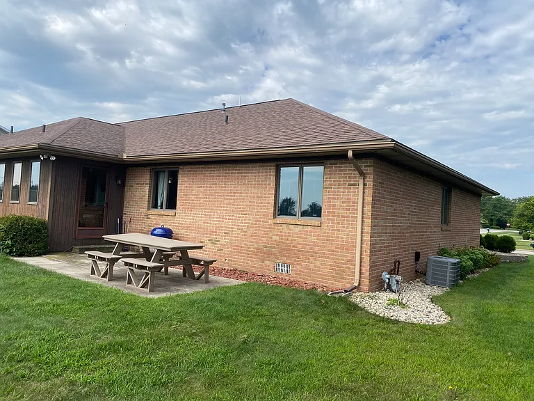 689 Apple Blossom Ln — Photo 66