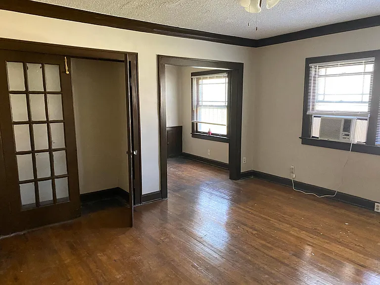 4448 Virginia Ave #3 — Photo 2